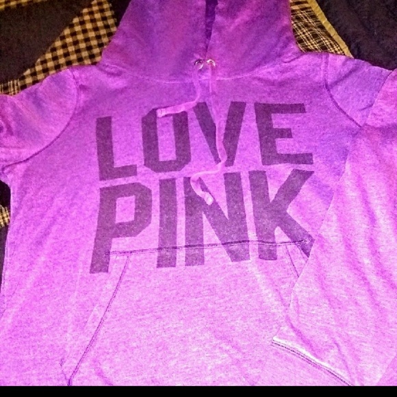 A Hold - Picture 4 of 5